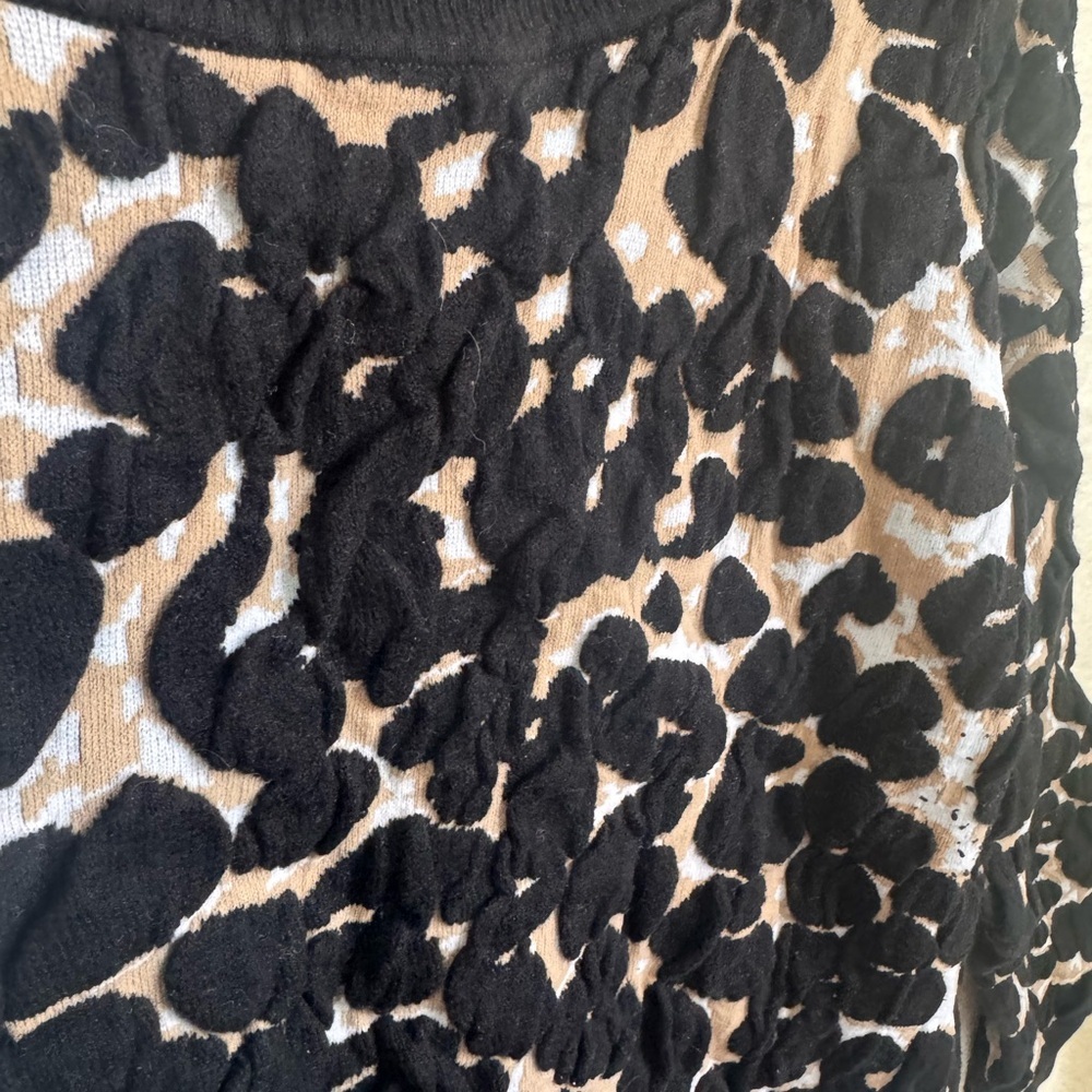 Vince Camuto Leopard Oversized Sweater Textured Animal Print Crew Top Neutral L - Picture 8 of 15
